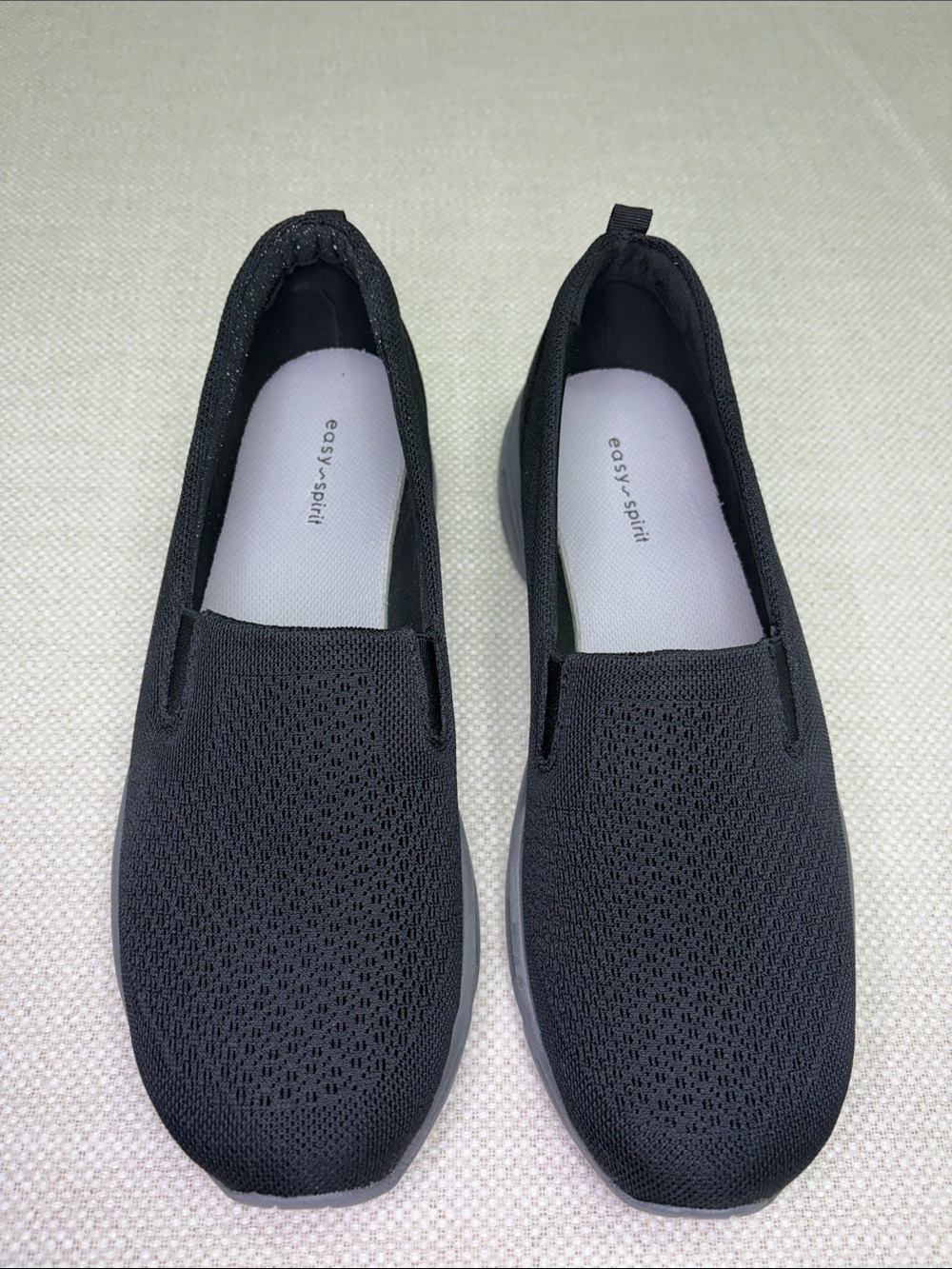 NWOT Easy Spirit Sebrindley 2 slip on sneakers 11